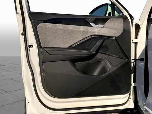 New 2026 Volkswagen Tiguan S FWD image 10