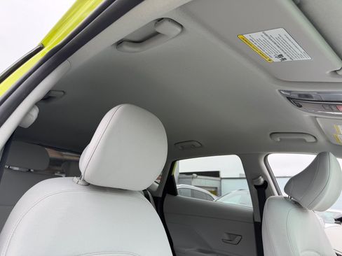 Used 2024 Hyundai Kona SEL FWD image 32