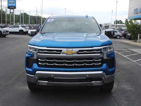Certified 2022 Chevrolet Silverado 1500 LTZ w/ Technology Package AWD/4WD image 9