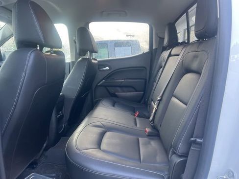 Used 2017 GMC Canyon SLT w/ Driver Alert Package image 7