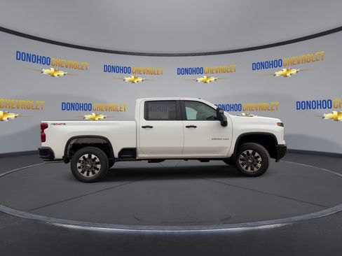 New 2026 Chevrolet Silverado 2500 Custom image 9