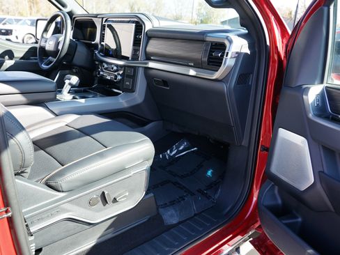 Used 2024 Ford F150 Lariat w/ Equipment Group 502A High image 32