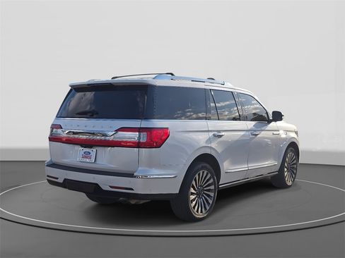 Used 2019 Lincoln Navigator Reserve w/ Cargo Package image 5