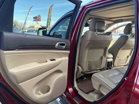 Used 2015 Jeep Grand Cherokee Overland w/ Advanced Technology Group image 16