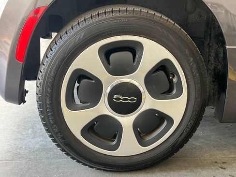 Used 2016 FIAT 500 e FWD image 11