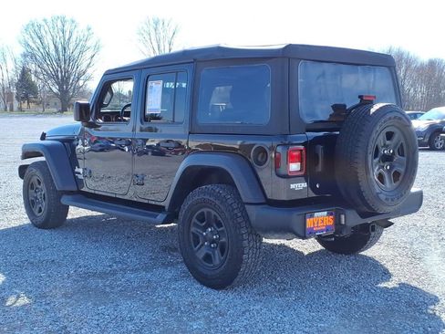 Used 2021 Jeep Wrangler Unlimited Sport AWD/4WD image 29