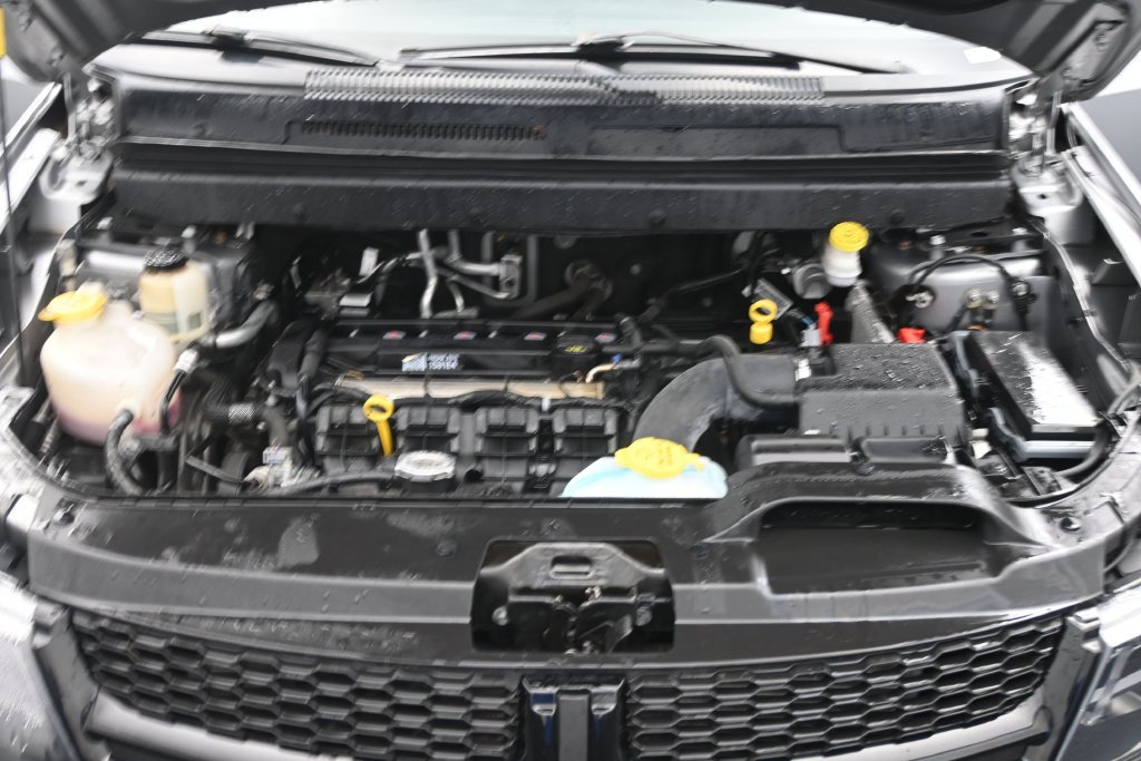 Used 2019 Dodge Journey Crossroad w/ Mopar All Weather Group FWD image 41