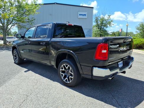 Used 2025 RAM 1500 Laramie AWD/4WD image 13