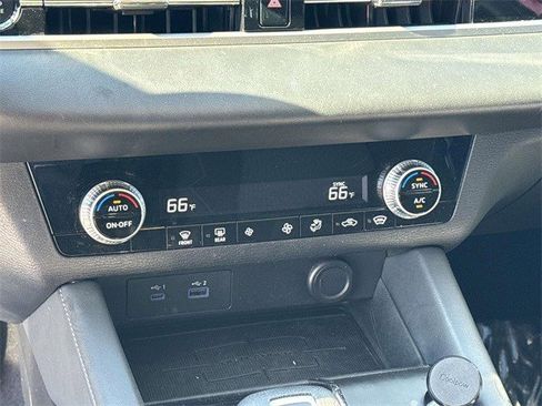 Used 2022 Mitsubishi Outlander ES image 21