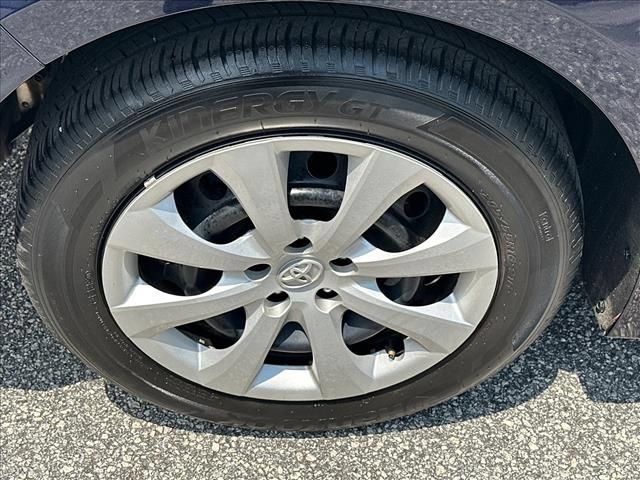 Used 2025 Toyota Corolla LE FWD image 34