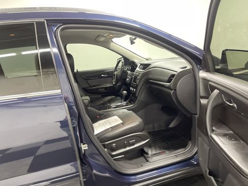 Used 2017 Chevrolet Traverse LT AWD/4WD image 26