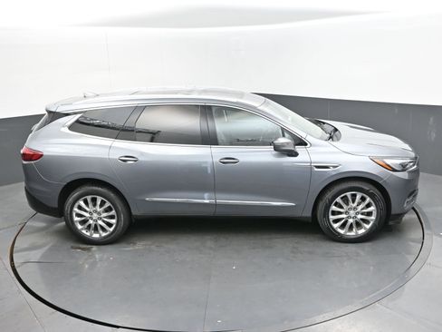 Used 2018 Buick Enclave Premium w/ Experience Buick Package image 35
