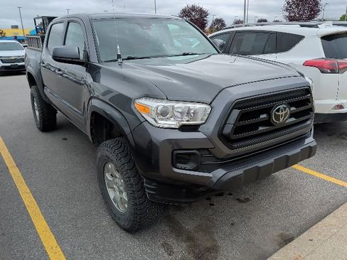 Used 2021 Toyota Tacoma SR AWD/4WD image 3