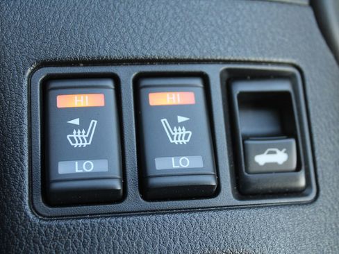 Used 2024 Nissan Z Performance w/ Floor Mat Package image 35