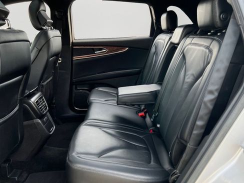 Used 2017 Lincoln MKX Select w/ Select Plus Package image 10