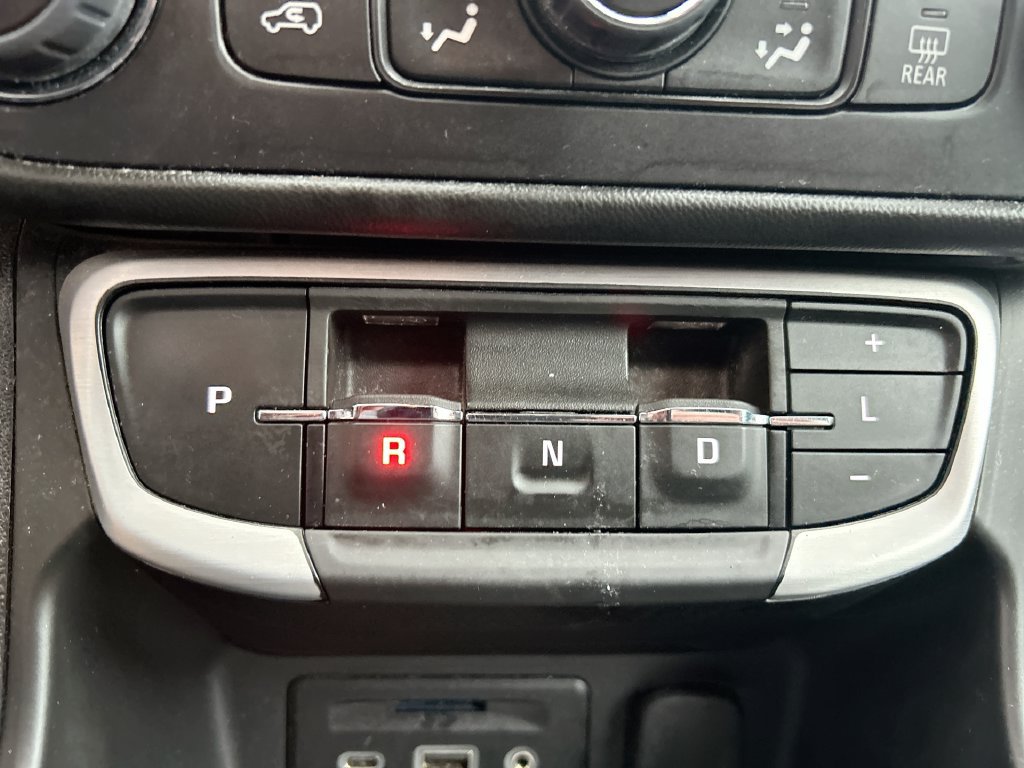 Used 2022 GMC Terrain SLT w/ Tech Package AWD/4WD image 20