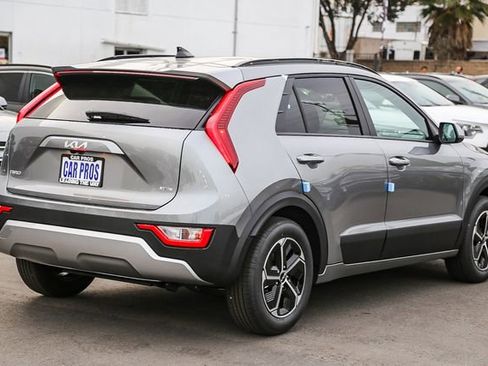 New 2026 Kia Niro LX FWD image 9