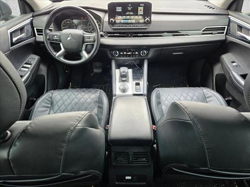 Used 2022 Mitsubishi Outlander SEL image 14