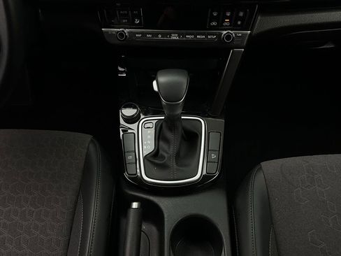 Used 2025 Kia Seltos S image 14