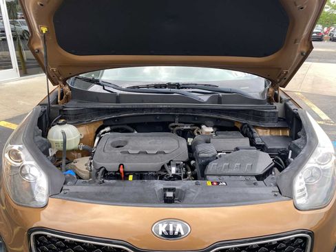 Used 2017 Kia Sportage LX w/ LX Popular Package AWD/4WD image 6