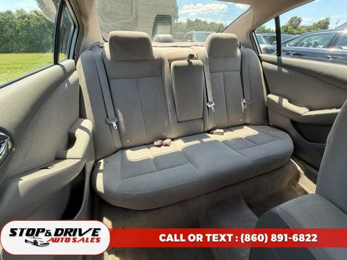 Used 2010 Nissan Altima 2.5 FWD image 15