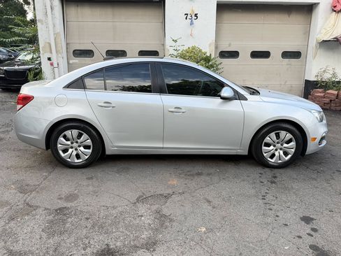 Used 2015 Chevrolet Cruze LT FWD image 13