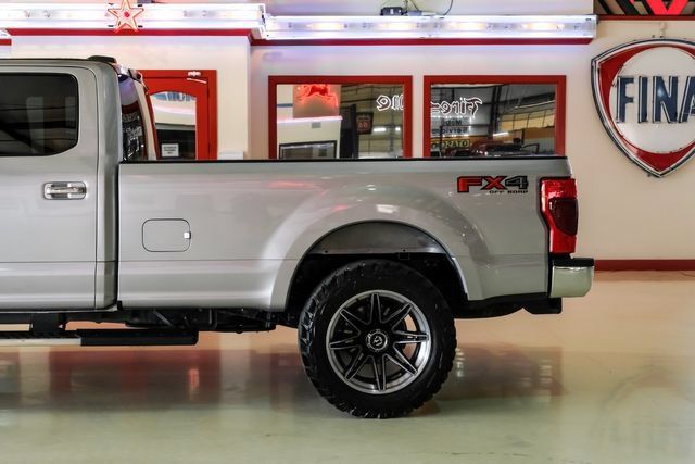 Used 2022 Ford F350 XLT w/ XLT Premium Package AWD/4WD image 15