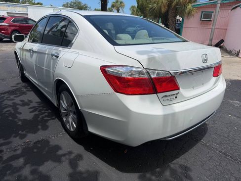 Used 2015 Honda Accord EX image 12