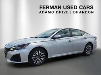 Used 2024 Nissan Altima 2.5 SV w/ SV Premium Package FWD video 1