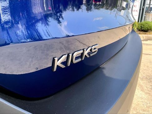 Used 2026 Nissan Kicks SV FWD image 30