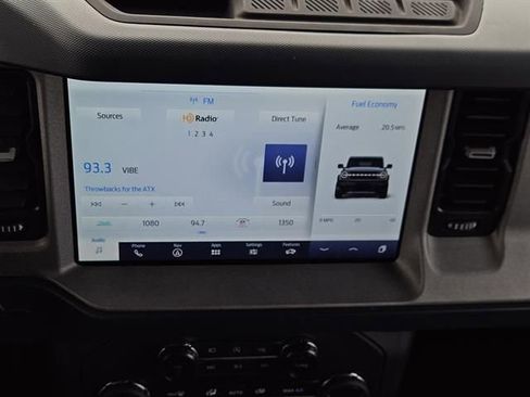 Used 2024 Ford Bronco Outer Banks image 13