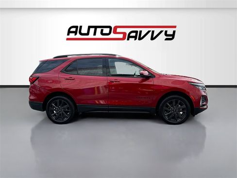 Used 2024 Chevrolet Equinox RS w/ LPO, Floor Liner Package image 8