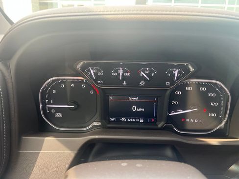 Used 2022 GMC Sierra 2500 SLE w/ SLE Value Package; AWD/4WD image 2