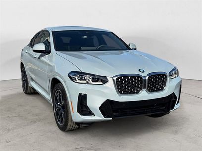 New 2025 BMW X4 xDrive30i w/ Premium Package