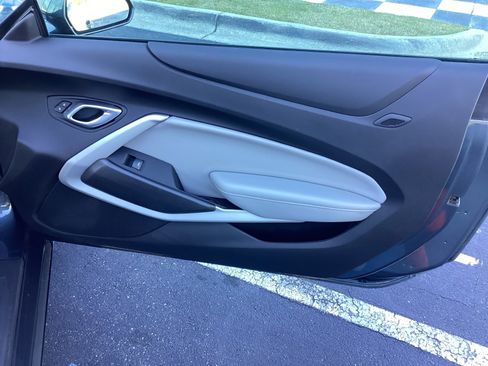 Used 2019 Chevrolet Camaro LT image 25