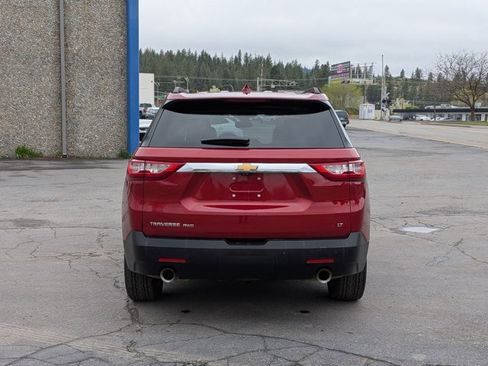 Used 2019 Chevrolet Traverse LT w/ LT Premium Package image 8