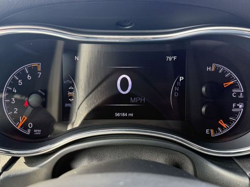 Used 2021 Jeep Grand Cherokee Limited image 14