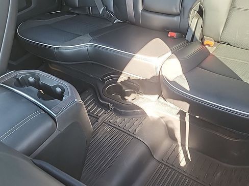 New 2025 RAM 2500 Laramie AWD/4WD image 20