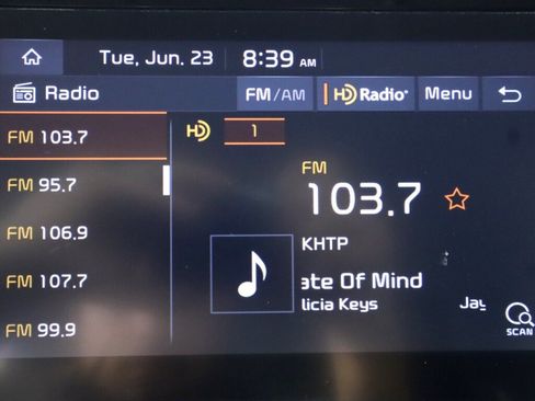 Used 2020 Kia Niro LX FWD image 16