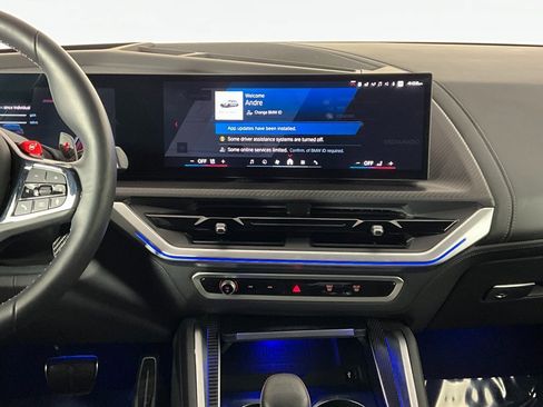 Used 2025 BMW XM image 12
