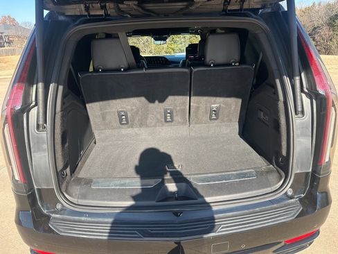 Certified 2023 Cadillac Escalade Sport Platinum image 42