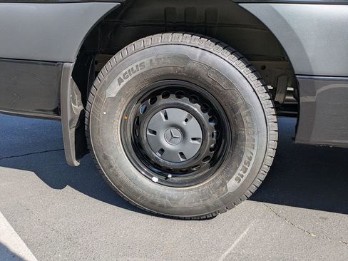 New 2025 Mercedes-Benz Sprinter 2500 image 13