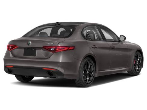 Used 2020 Alfa Romeo Giulia w/ Nero Edizione RWD image 2