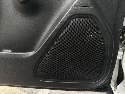 Used 2017 GMC Sierra 1500 2WD Regular Cab image 21