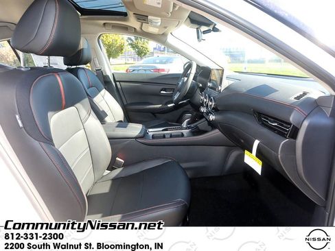 New 2025 Nissan Sentra SR w/ SR Premium Package FWD image 18