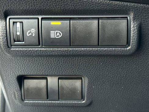 Used 2024 Toyota Corolla Cross LE FWD image 24