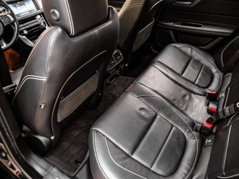 Used 2017 Jaguar XF S image 36