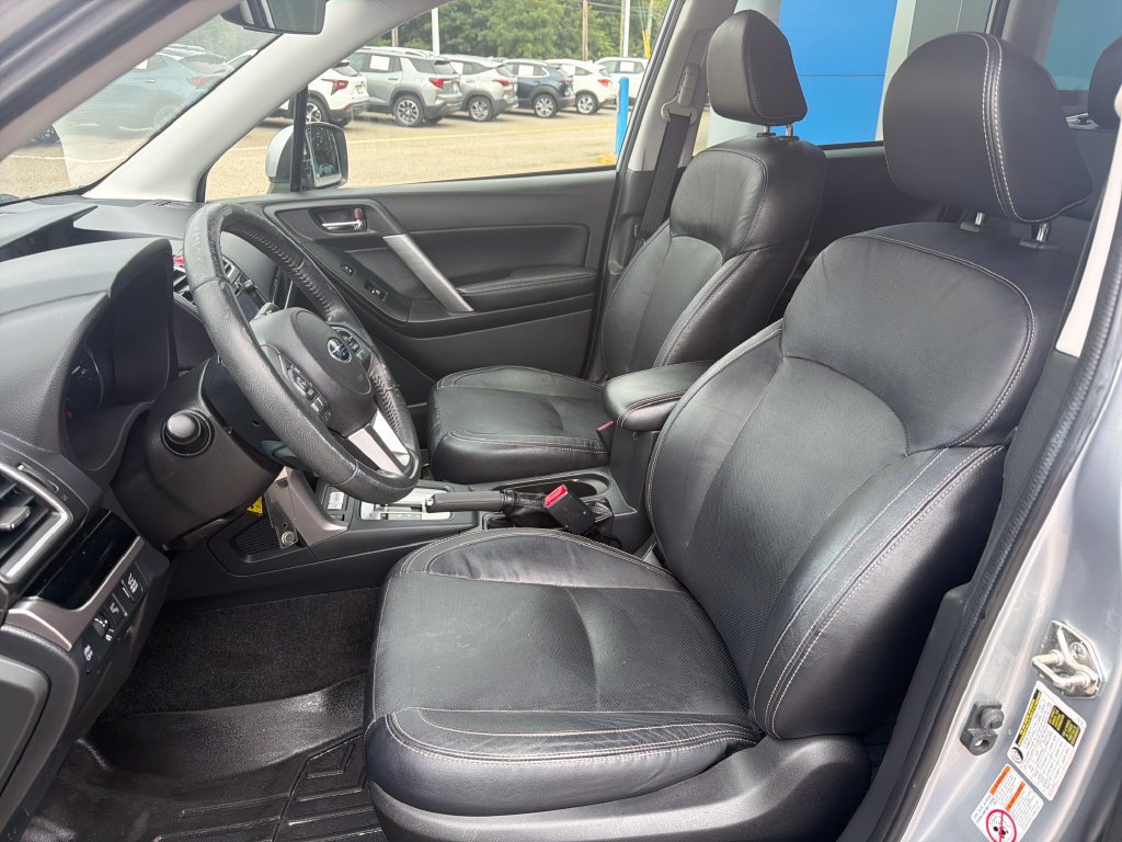 Used 2018 Subaru Forester 2.5i Limited AWD/4WD image 9