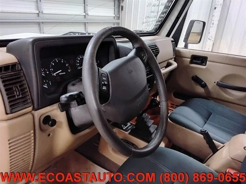 Used 2000 Jeep Wrangler Sahara image 11