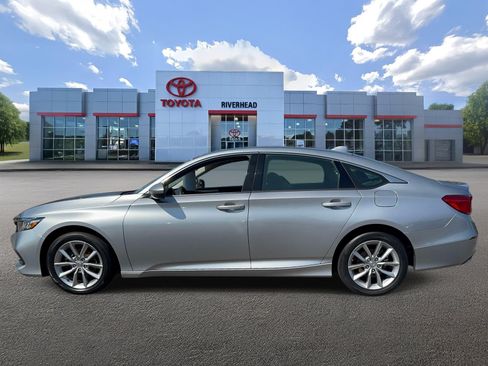 Used 2022 Honda Accord LX image 4